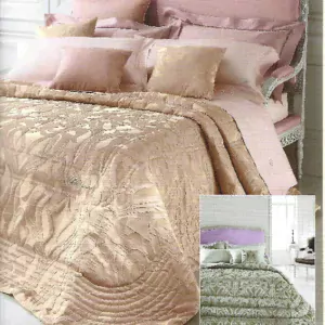Trapunta matrimoniale con strass Blumarine cm 270x270 - Verde